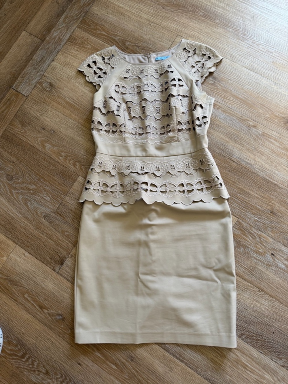 ANTONIO MELANI Beige Lace Peplum Sheath Dress